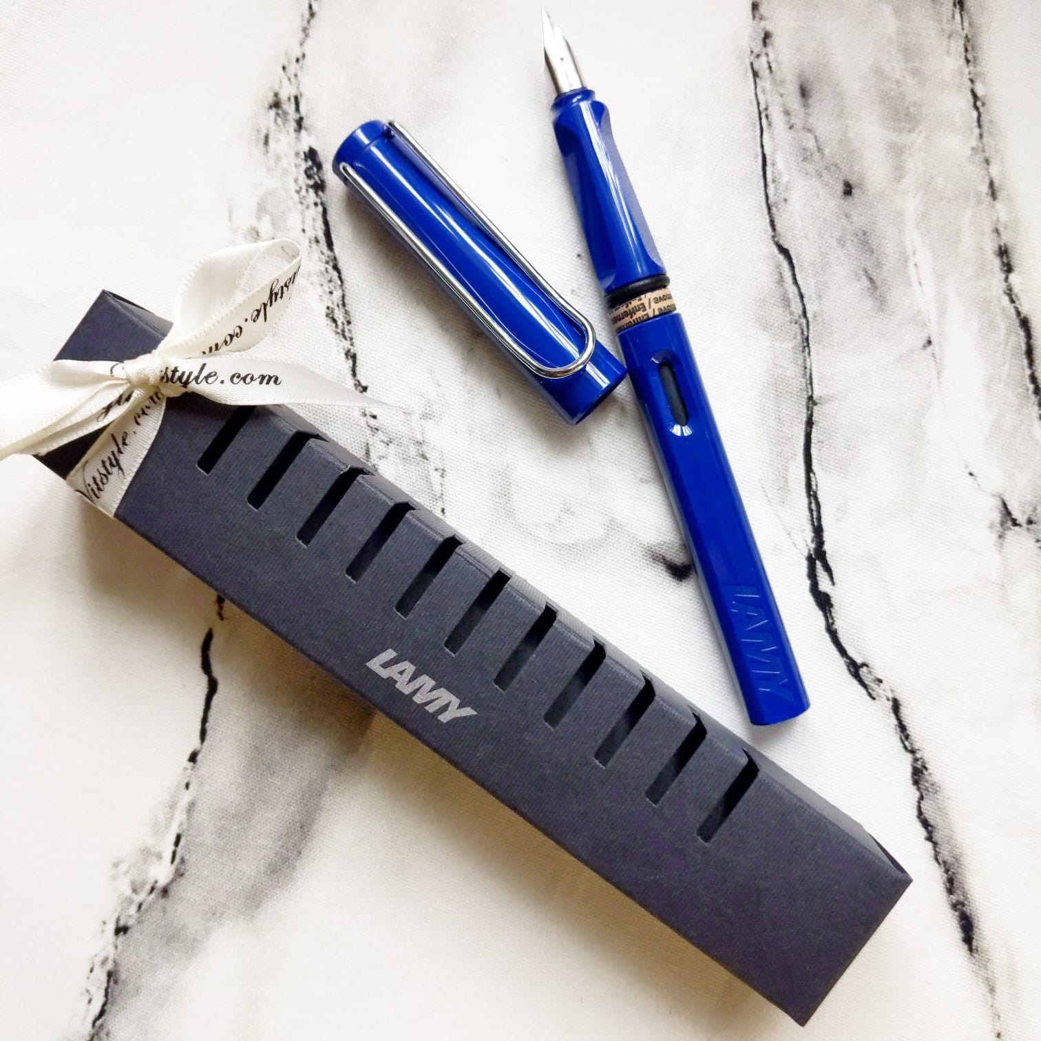 Lamy Safari BLUE Fountain Pen Made in Germany 香港鋼筆專門店